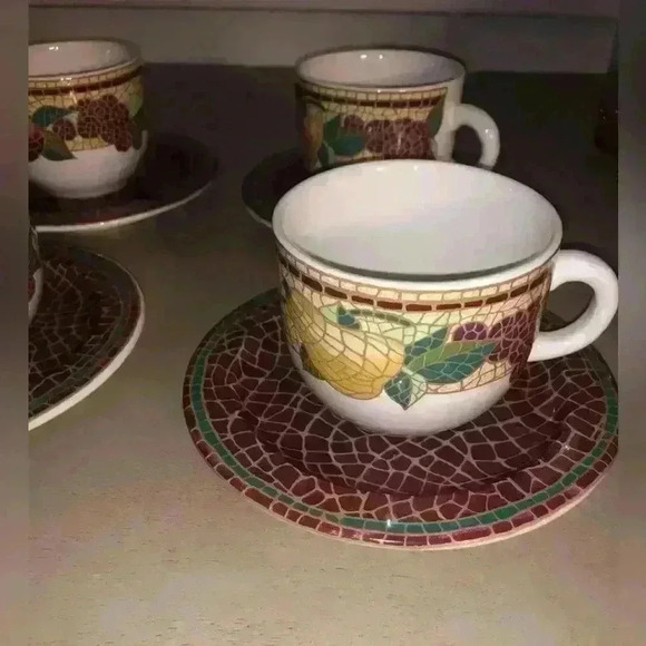 Set of 4 Vintage "Mosaic Fruit" Cups and Saucers~Italy~Pier 1 TUSCAN Red Crackle - Picture 9 of 12
